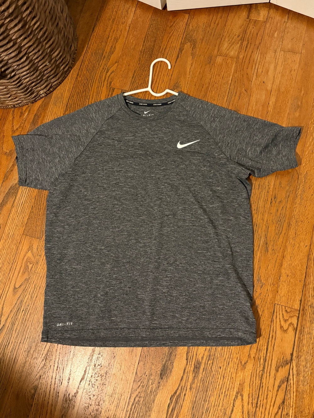Nike Men’s Heather Charcoal Gray Dri-FIT Short Sleeve Shirt